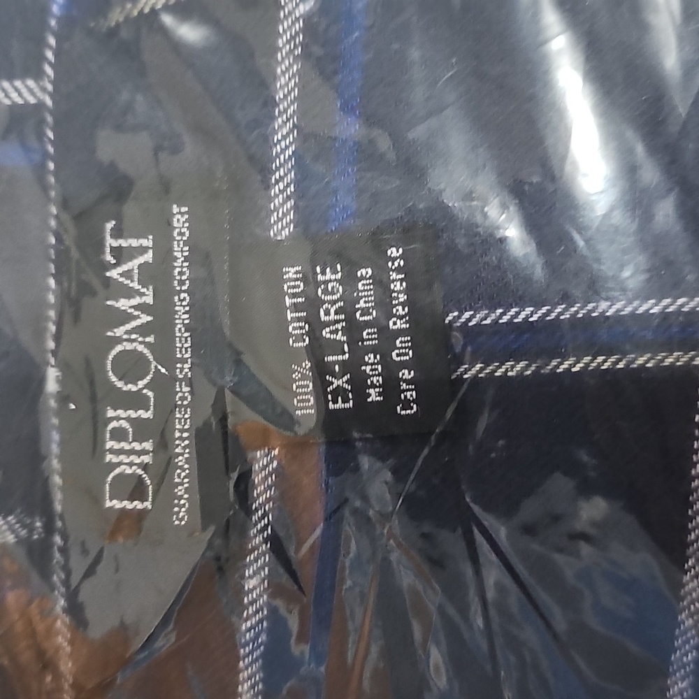 New Diplomat Men's Blue Checkered Pajama Set Long Sleeve Long Pant Sz XL FLANNEL - Picture 2 of 4